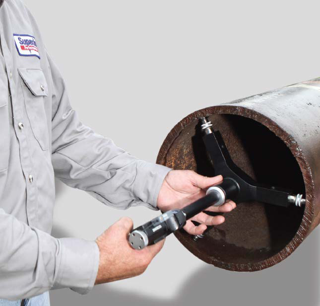 Self-centering 3-point ID measurement head